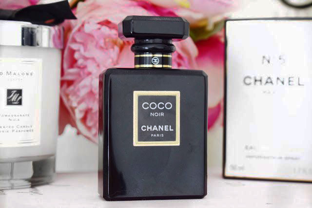 Chanel noir sales